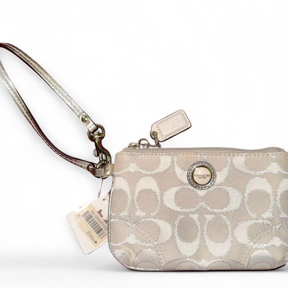 BRAND NEW - Coach Signature Wristlet Wallet - Picture 1 of 6
